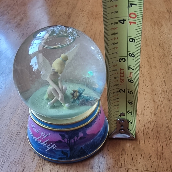 The Bradford Exchange "A Wish Of Friendship" Tinker Bell's Musical Water Globe - Picture 7 of 7
